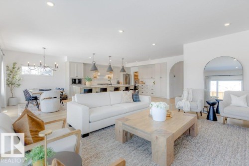 10 Redwing Wynd, St. Albert, AB - Indoor Photo Showing Living Room