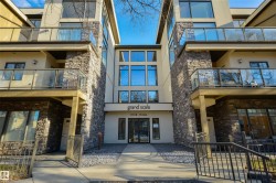 7 11518 76 Avenue  Edmonton, AB T6G 0K7