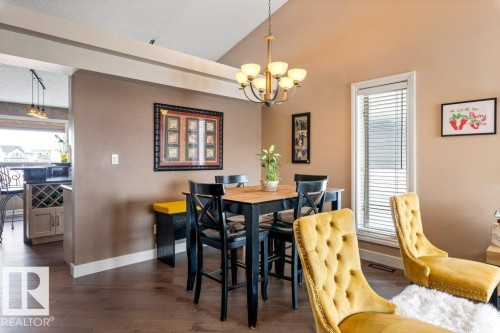 17 Donald Place, St. Albert, AB - Indoor Photo Showing Dining Room