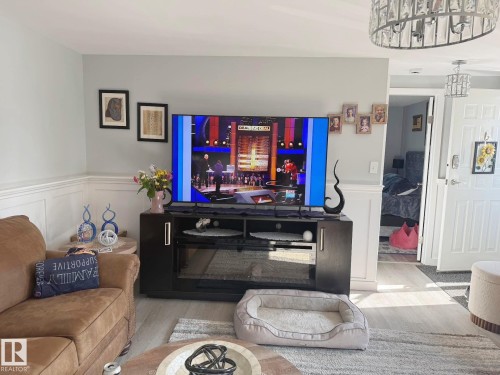 50 Willow Park Estates, Leduc, AB - Indoor Photo Showing Living Room