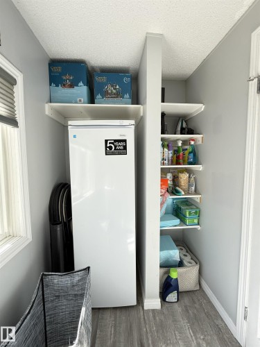 50 Willow Park Estates, Leduc, AB - Indoor