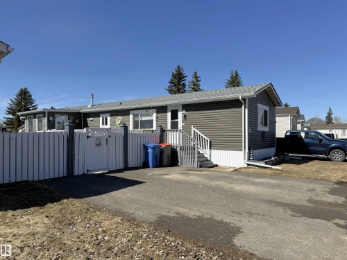 50 Willow Park Estates, Leduc, AB - Outdoor