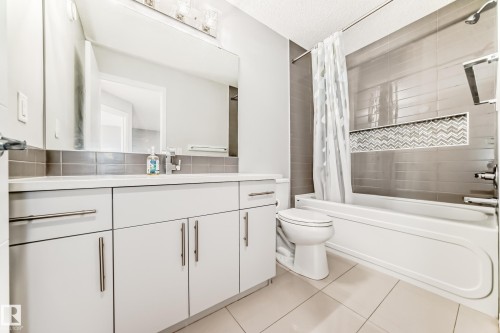 2043 51 Street, Edmonton, AB - Indoor Photo Showing Bathroom