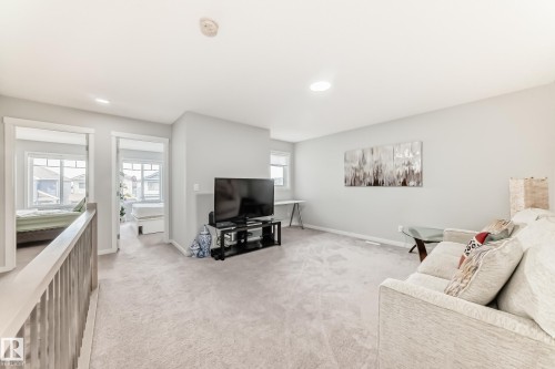 2043 51 Street, Edmonton, AB - Indoor Photo Showing Living Room