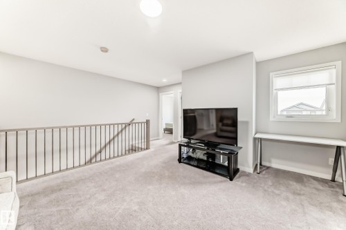 2043 51 Street, Edmonton, AB - Indoor