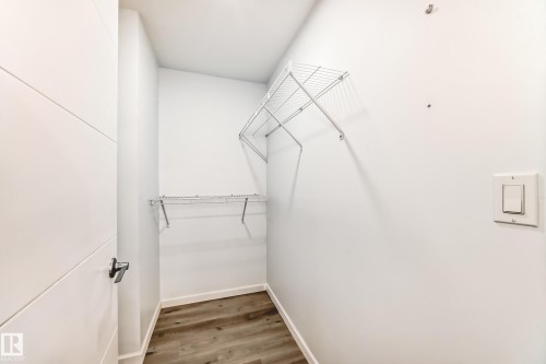 2043 51 Street, Edmonton, AB - Indoor With Storage