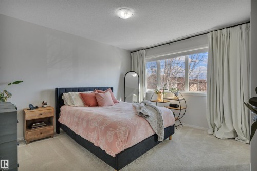 266 Avena Circle, Leduc, AB - Indoor Photo Showing Bedroom