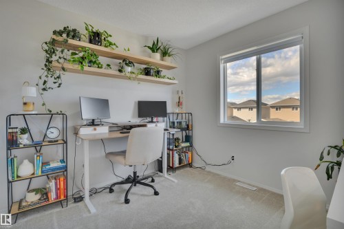 266 Avena Circle, Leduc, AB - Indoor Photo Showing Office