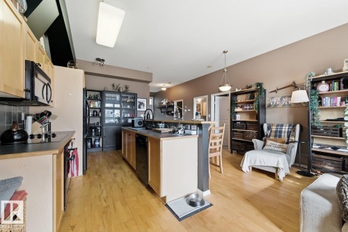 324 10407 122 Street, Edmonton, AB - Indoor Photo Showing Other Room