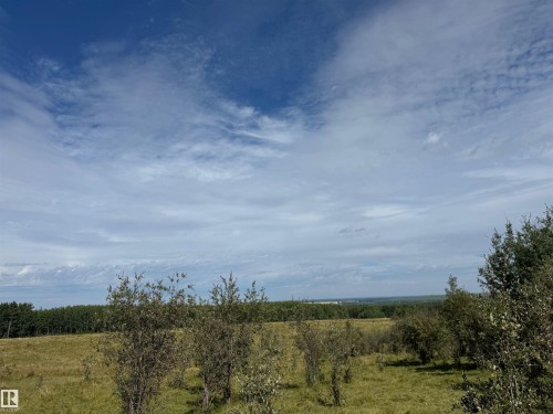 On Range Rd 75, Rural Brazeau County, AB 