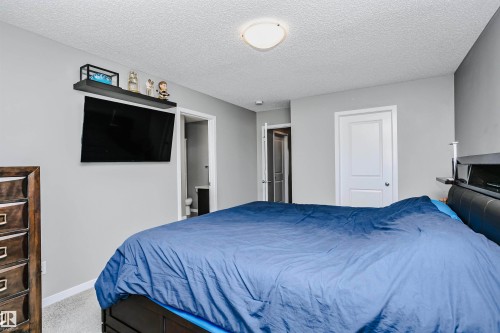 7280 Edgemont Way, Edmonton, AB - Indoor Photo Showing Bedroom