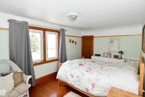 49074 Rge Rd 241, Rural Leduc County, AB - Indoor Photo Showing Bedroom
