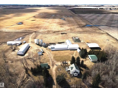 49074 RGE RD 241  Rural Leduc County, AB T9E 2R8