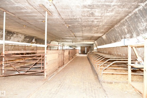 49074 Rge Rd 241, Rural Leduc County, AB - 