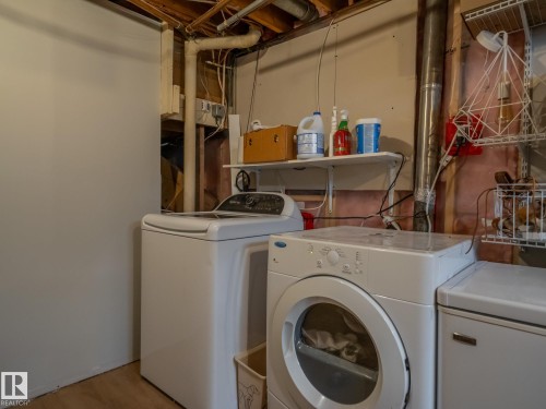 9319 Ottewell Road, Edmonton, AB - Indoor Photo Showing Laundry Room