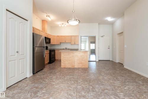 417 105 West Haven Drive, Leduc, AB - Indoor Photo Showing Kitchen