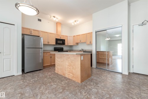 417 105 West Haven Drive, Leduc, AB - Indoor Photo Showing Kitchen