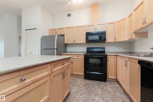 417 105 West Haven Drive, Leduc, AB - Indoor Photo Showing Kitchen