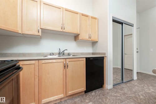 417 105 West Haven Drive, Leduc, AB - Indoor Photo Showing Kitchen With Double Sink