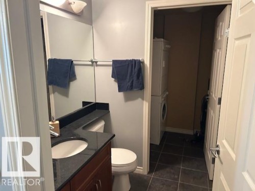 710 10303 111 Street, Edmonton, AB - Indoor Photo Showing Bathroom