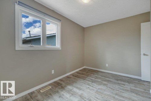 4002 42B Avenue, Leduc, AB - Indoor Photo Showing Other Room