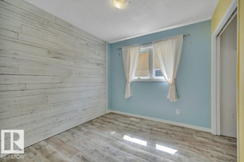 4002 42B Avenue, Leduc, AB - Indoor Photo Showing Other Room