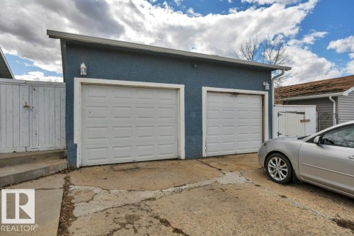 4002 42B Avenue, Leduc, AB - Outdoor With Exterior