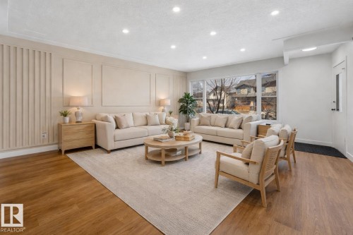 12033 54 Street, Edmonton, AB - Indoor Photo Showing Living Room