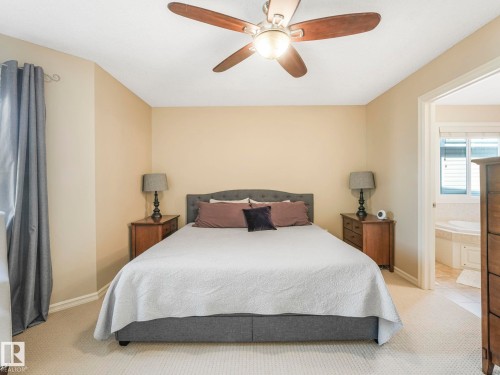 3031 Spence Wynd, Edmonton, AB - Indoor Photo Showing Bedroom
