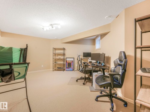 3031 Spence Wynd, Edmonton, AB - Indoor Photo Showing Office