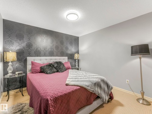 3031 Spence Wynd, Edmonton, AB - Indoor Photo Showing Bedroom