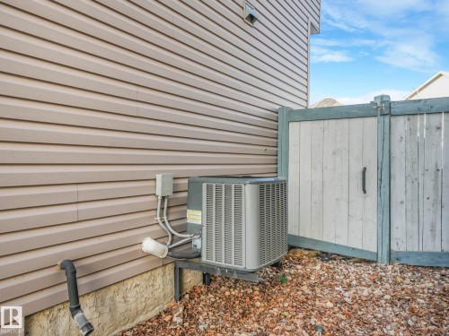 3031 Spence Wynd, Edmonton, AB - Outdoor