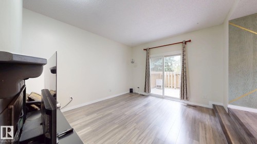 45 4403 Riverbend Road, Edmonton, AB - Indoor Photo Showing Other Room