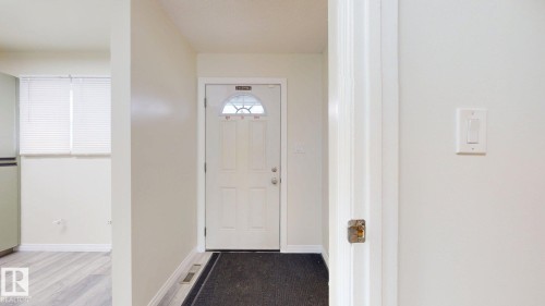 45 4403 Riverbend Road, Edmonton, AB - Indoor Photo Showing Other Room