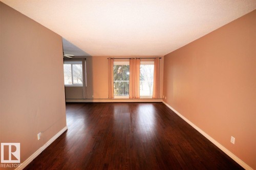 203 5125 Riverbend Road, Edmonton, AB - Indoor Photo Showing Other Room