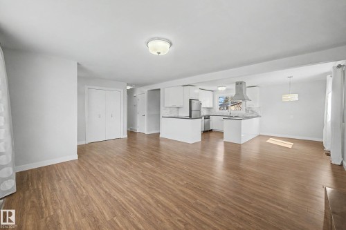 7815 156 Street, Edmonton, AB - Indoor Photo Showing Living Room