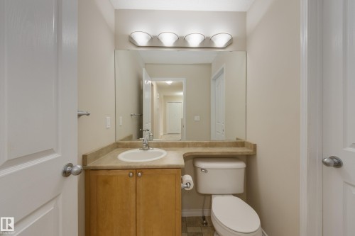 16522 56 Street, Edmonton, AB - Indoor Photo Showing Bathroom