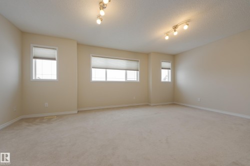 16522 56 Street, Edmonton, AB - Indoor Photo Showing Other Room