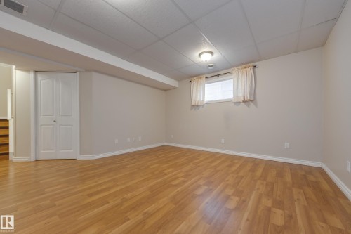 16522 56 Street, Edmonton, AB - Indoor Photo Showing Other Room