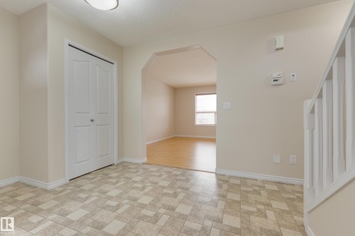 16522 56 Street, Edmonton, AB - Indoor Photo Showing Other Room