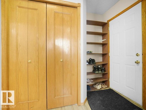 5320 156 Avenue, Edmonton, AB - Indoor Photo Showing Other Room