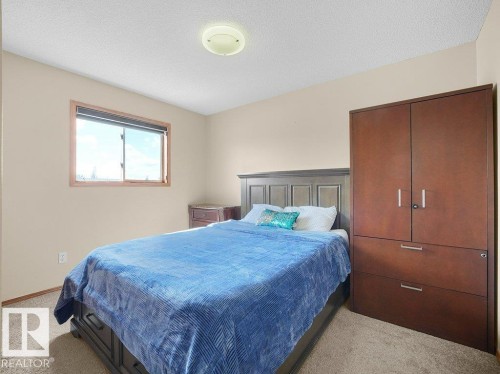 5320 156 Avenue, Edmonton, AB - Indoor Photo Showing Bedroom