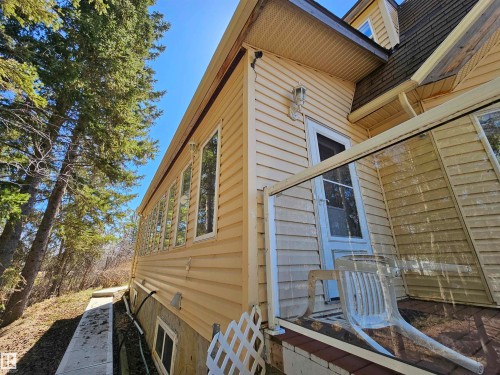 Front Entrance - 404, 59201 Range Road 95, Rural St. Paul County, AB - Outdoor