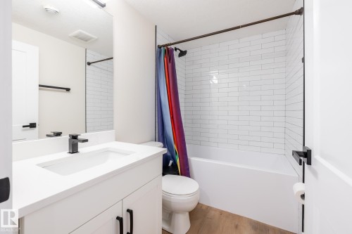 17 Spruce Crescent, St. Albert, AB - Indoor Photo Showing Bathroom