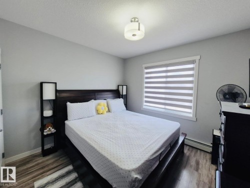 303 812 Welsh Drive, Edmonton, AB - Indoor Photo Showing Bedroom
