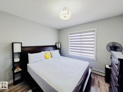 303 812 Welsh Drive, Edmonton, AB - Indoor Photo Showing Bedroom