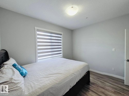 303 812 Welsh Drive, Edmonton, AB - Indoor Photo Showing Bedroom
