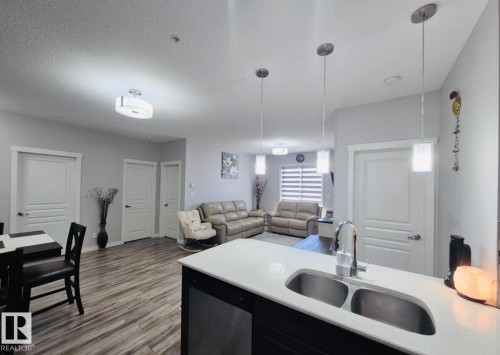 303 812 Welsh Drive, Edmonton, AB - Indoor Photo Showing Kitchen With Double Sink