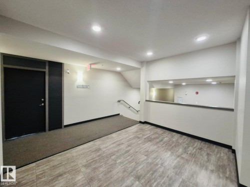 303 812 Welsh Drive, Edmonton, AB - Indoor Photo Showing Other Room