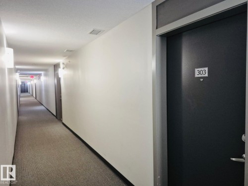 303 812 Welsh Drive, Edmonton, AB - Indoor Photo Showing Other Room
